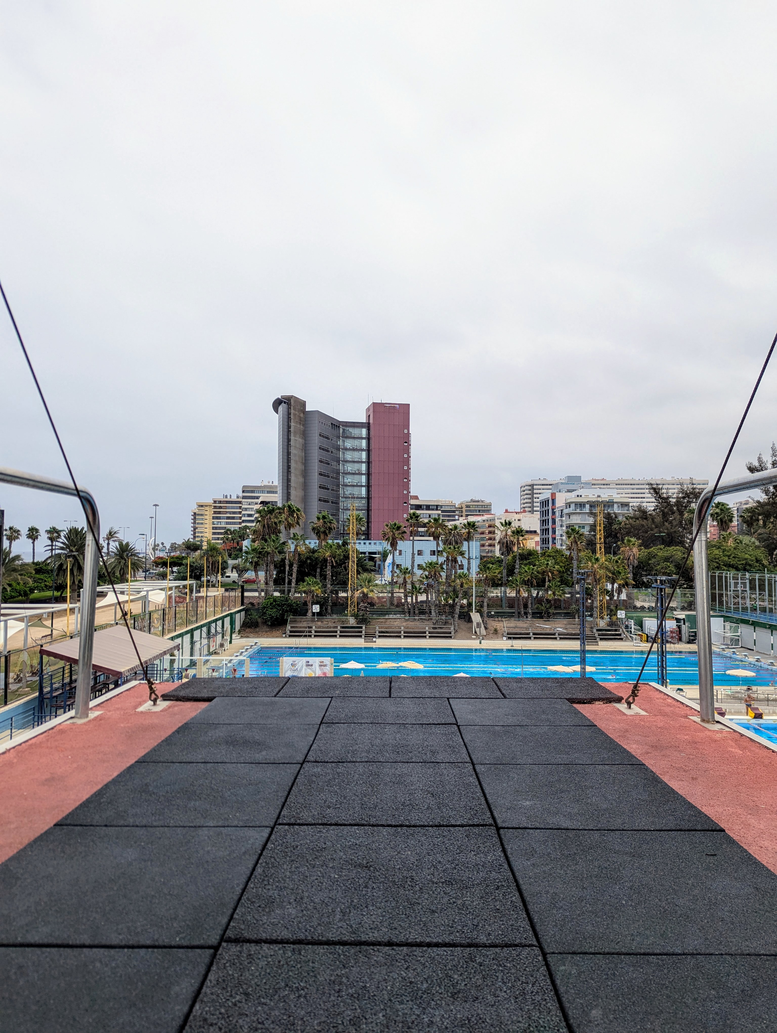 Imagen de la plataforma de 10 metros